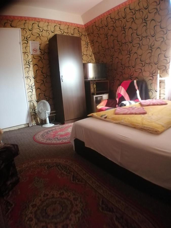 Joco Panzio Hotel Nyíregyháza Eksteriør billede